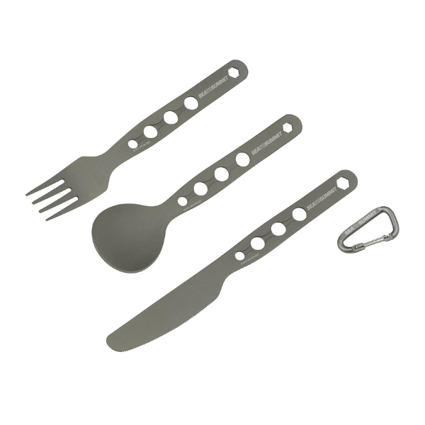 Cubiertos de titanio
